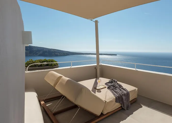 Art Maisons Oia Castle