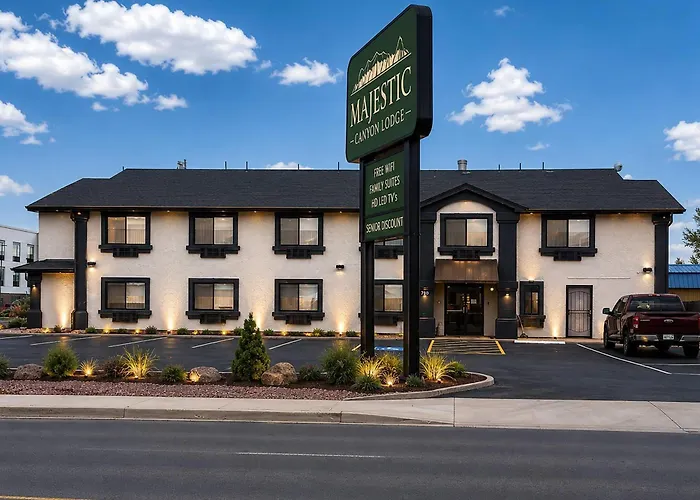 Majestic Canyon Lodge, A Dazzler Select By Wyndham
