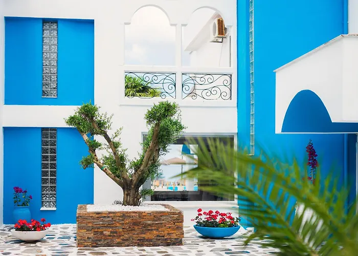 Kamari Beach Hotel