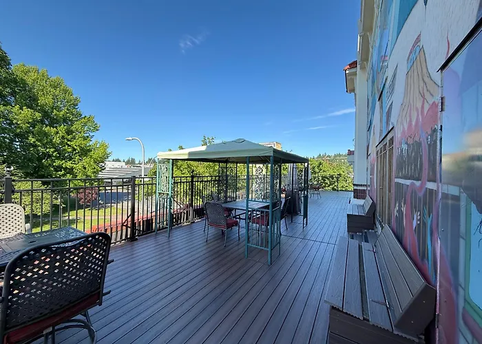 The Peak At Centralia Square - Self Check-In Hotel