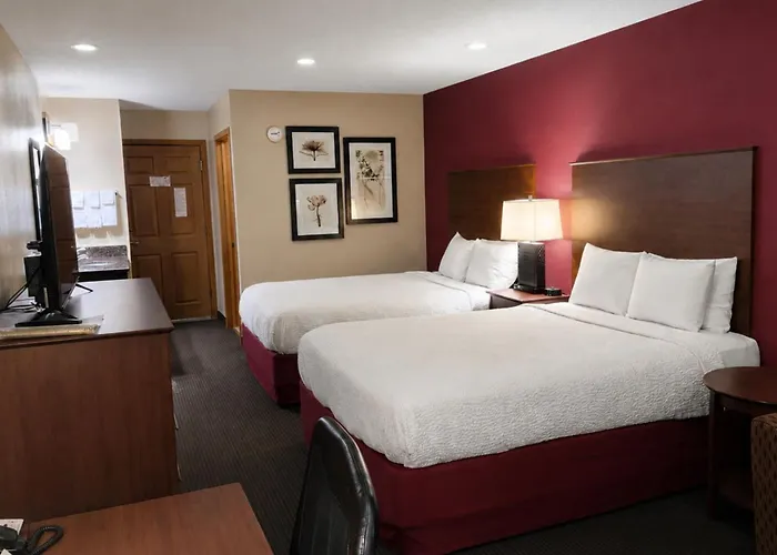 Coratel Inn & Suites By Jasper Black River Falls, Wi