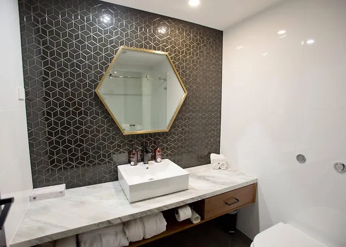 The Ellen Hotel, An Ascend Collection Hotel