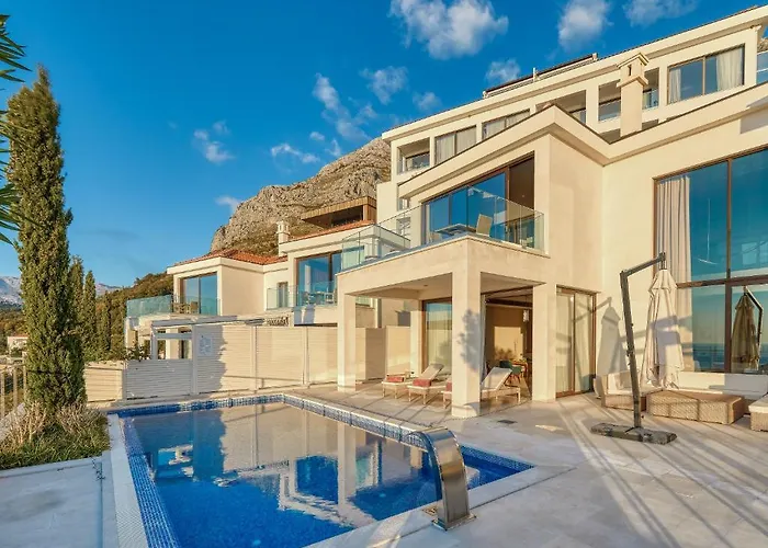 Ananti Resort Residences Beach Club