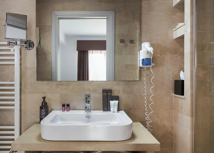 Netum Hotel