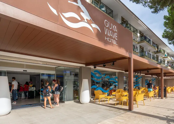 Guya Wave Hotel (Adults Only)