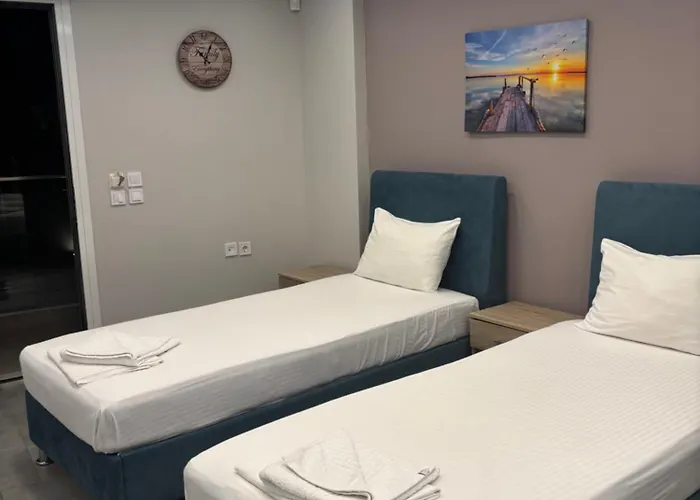 3 Island View Hotel