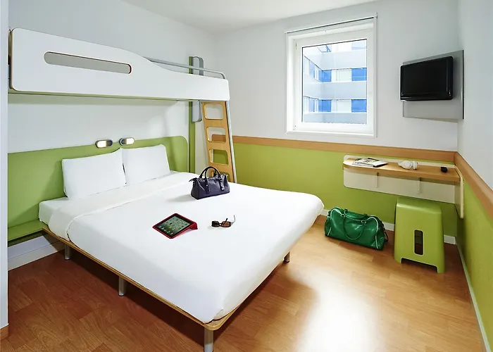 Ibis Budget Hyeres Centre Ville