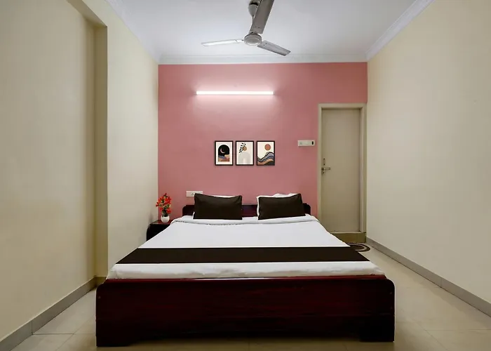 Collection O Bhanugudi Junction Kakinada Formerly Stay Inn Luxury