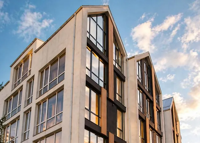 Baza Smart Hotel