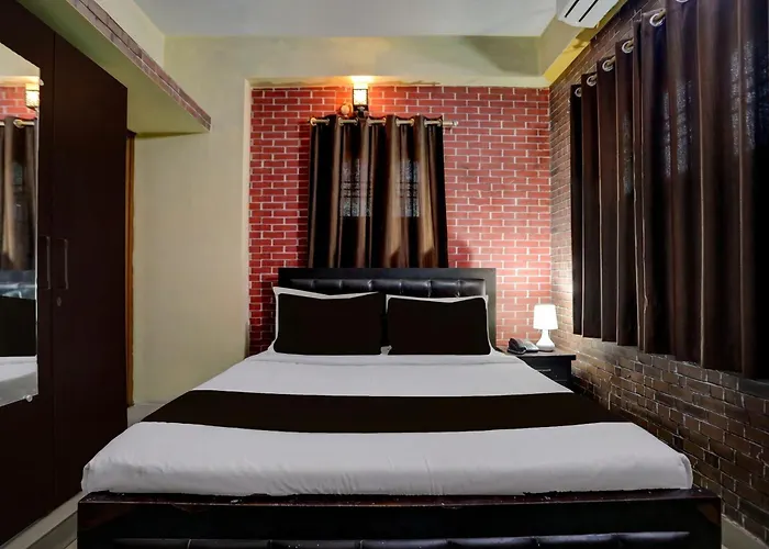 Hotel O A.N College Patna Formerly Hudco Grand