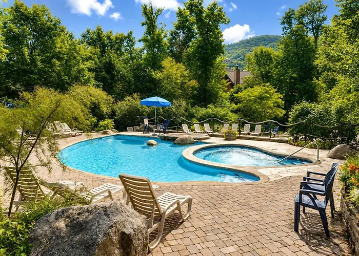 Huge Condo In Front Of Tremblant Ski Resort