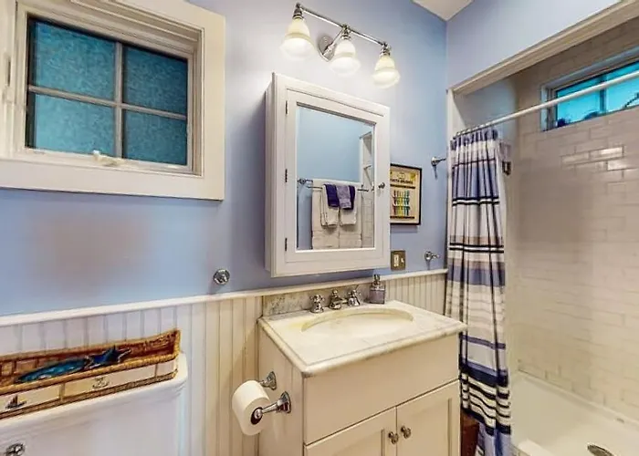 Commercial Street Retreat