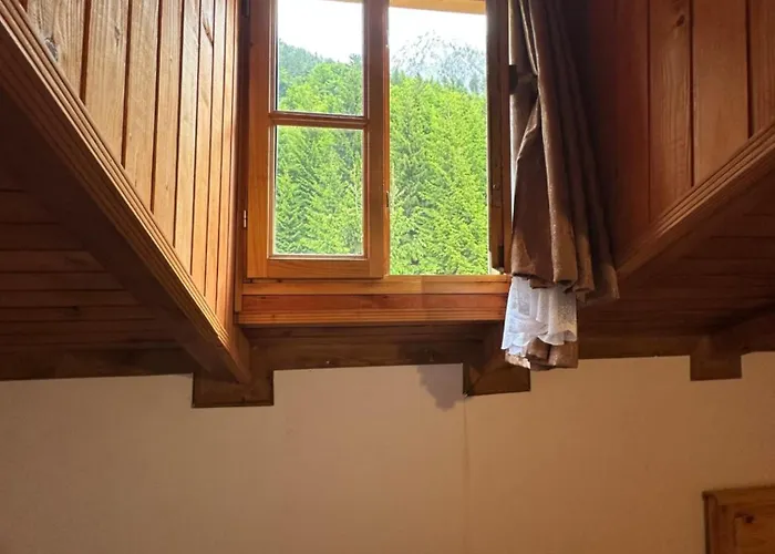 Natyra Balcony