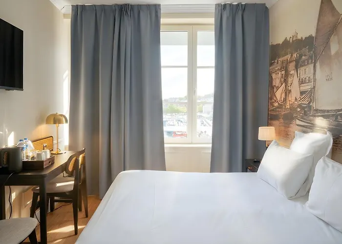 Best Western Le Cheval Blanc -Centre- Vieux Port