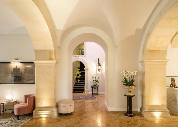 Palazzo Artemide - Vretreats, An Slh Hotel