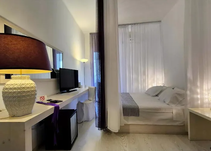 Eveline Portosole Hotel