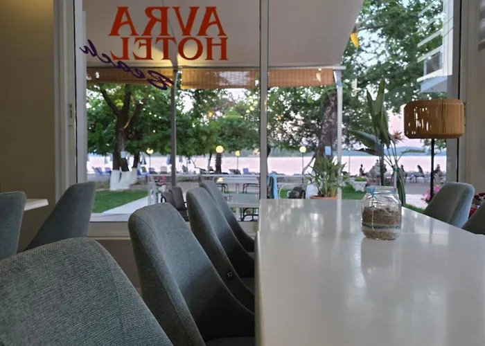 Avra Beach Hotel