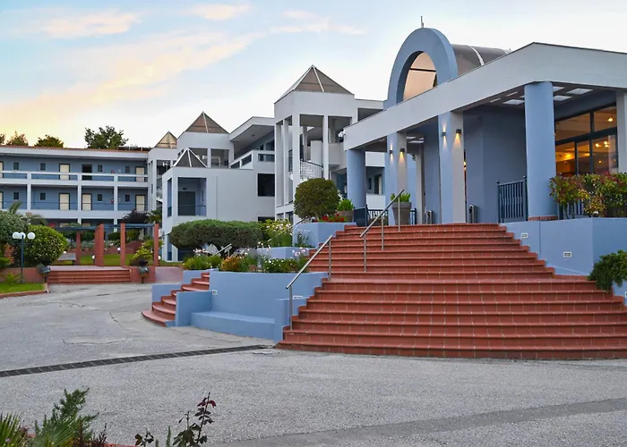 Atrium Hotel