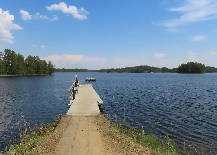 Tanhuvaaran Urheiluopisto & Sport Resort