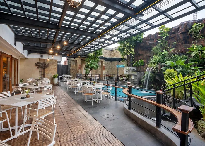 Jambuluwuk Malioboro Hotel Yogyakarta