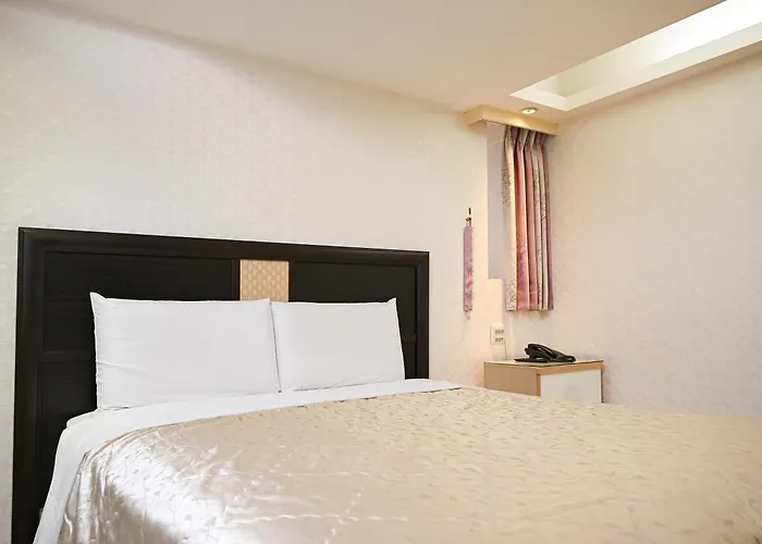 Guide Hotel Taoyuan Fuxing