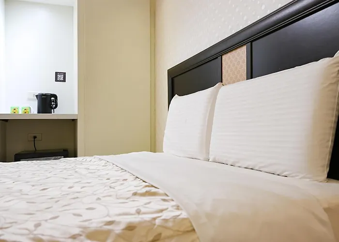 Guide Hotel Taoyuan Fuxing