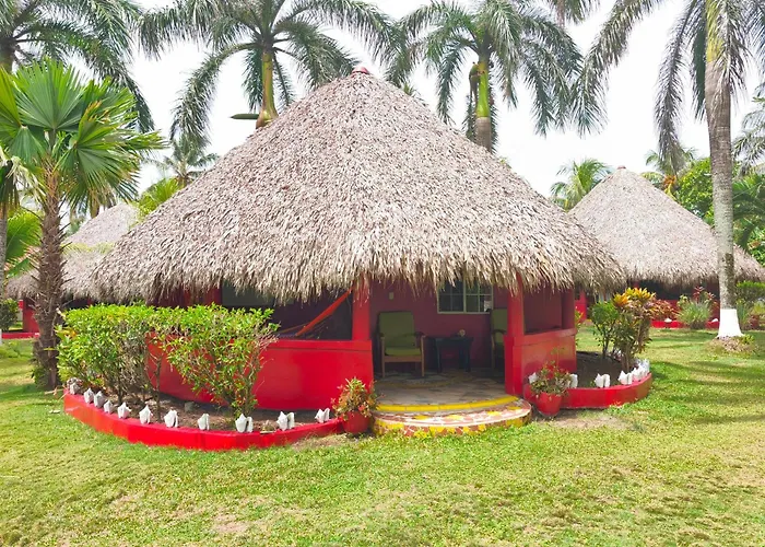 Paraiso Beach Hotel