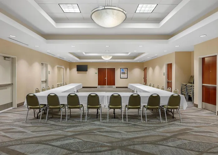 Best Western Plus Fossil Country Inn & Suites