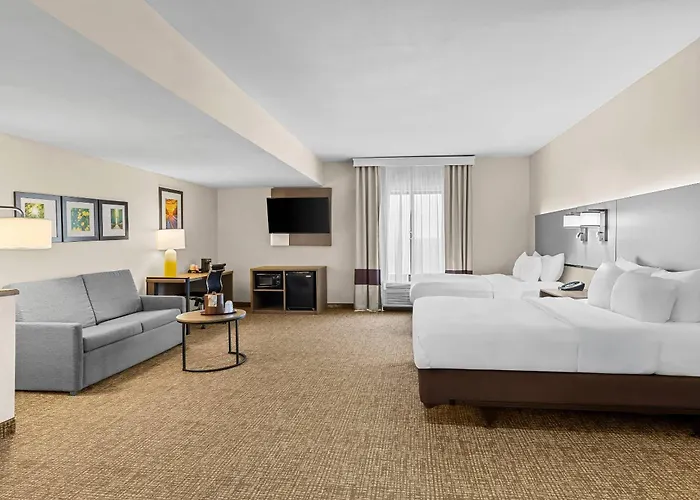 Comfort Suites Edinboro