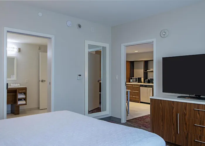 Home2 Suites By Hilton West Edmonton
