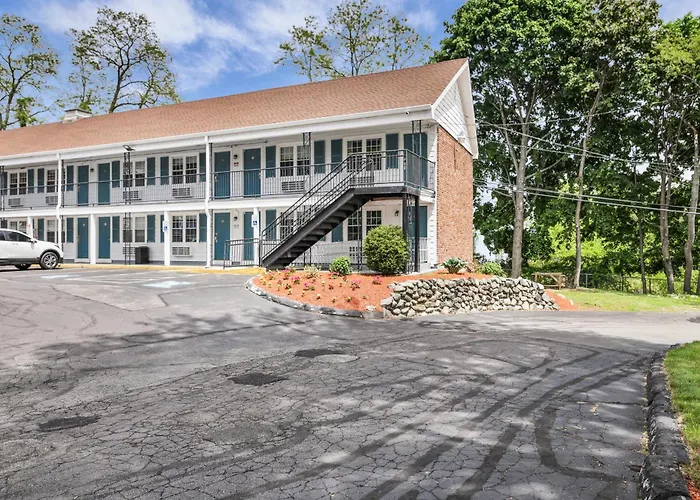 The Northshore Hotel