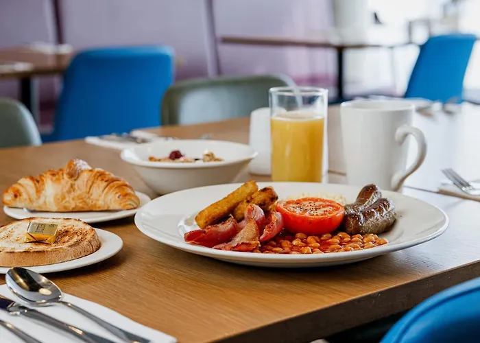 Holiday Inn Express Aberdeen Airport By Ihg