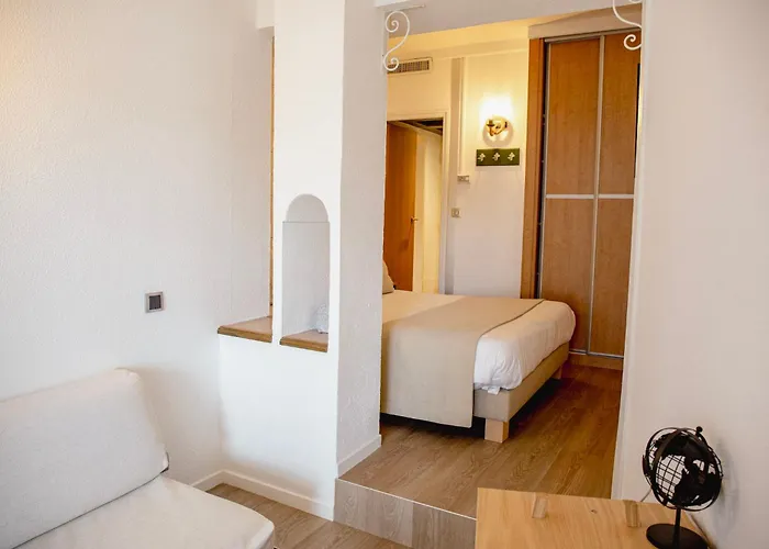 Grand Hotel Du Lido - Sur La Plage D'Argeles