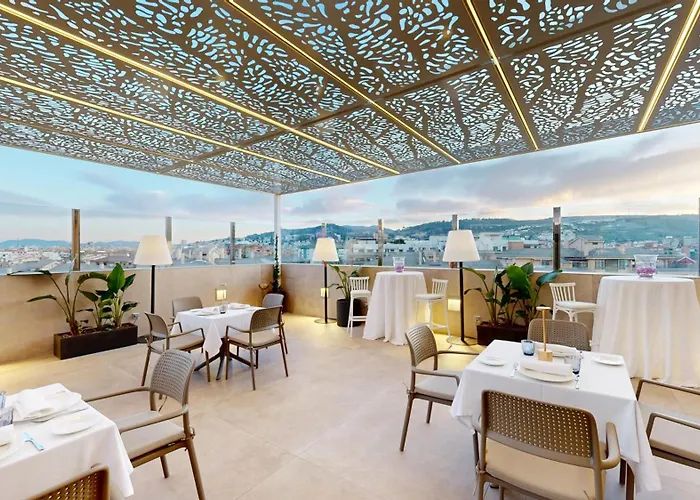 Hotel Andalucía Center