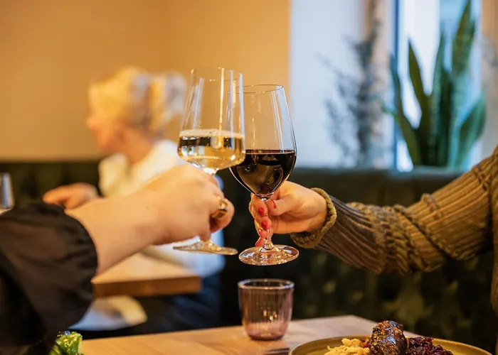 Das Muehlentor Hotel Mit Restaurant - Moderne Zimmer - Leckere Heimatkueche - Familiaer Gefuehrt