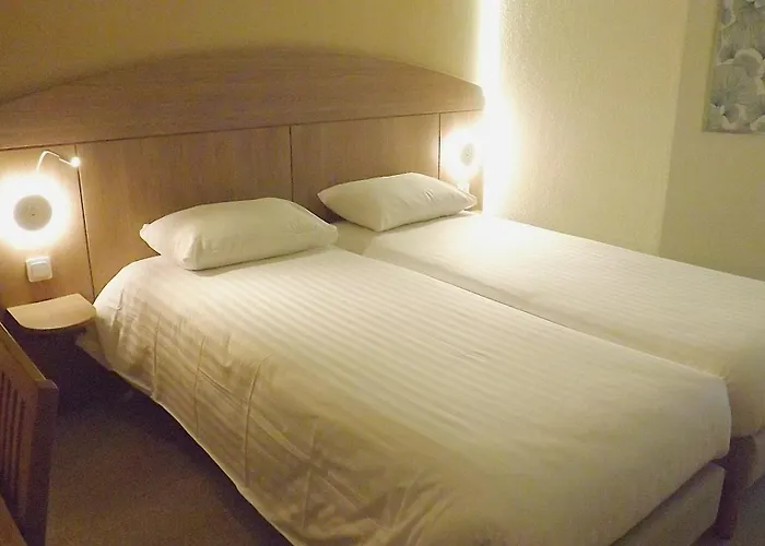 The Originals City, Hôtel Le Gayant, Douai (Inter-Hotel)