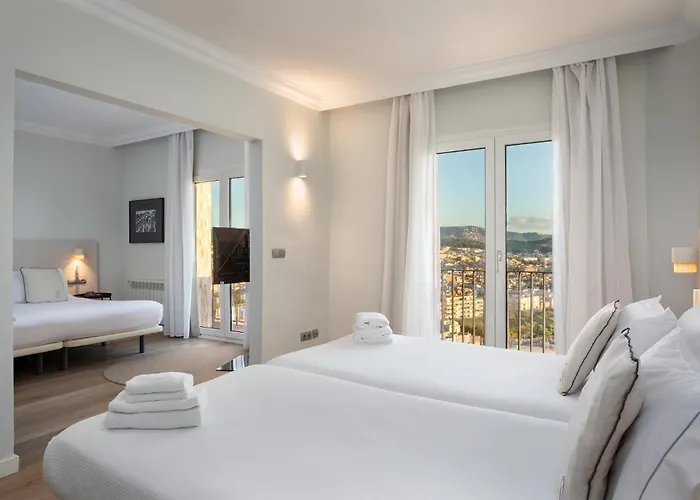 Hotel Montjoi by Brava Hoteles