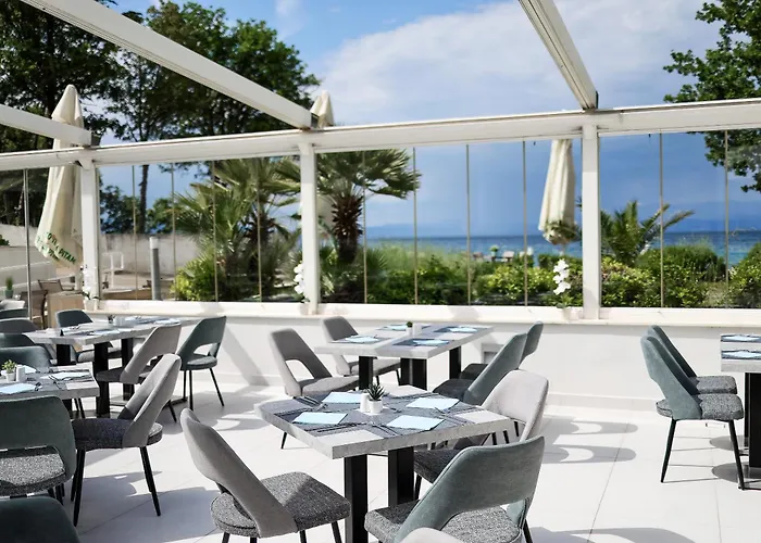 Blue Waves Resort