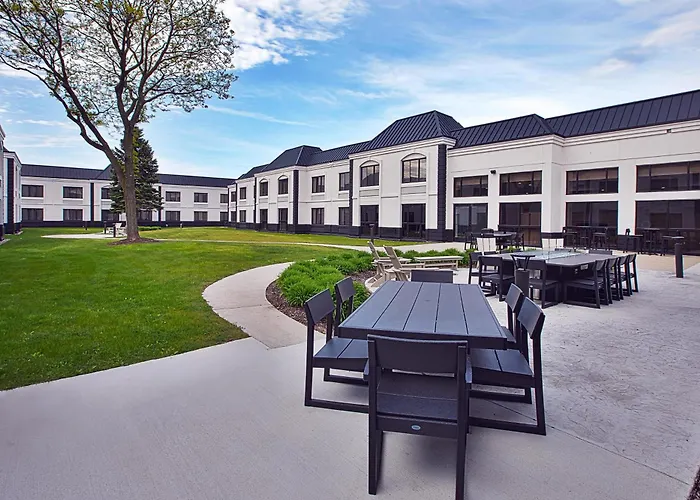 Doubletree By Hilton Hotel Detroit Novi