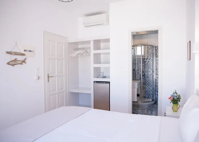 Avra Pension