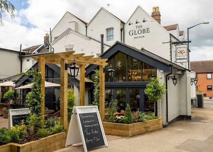 The Globe, Warwick, Warwickshire - Brunning & Price