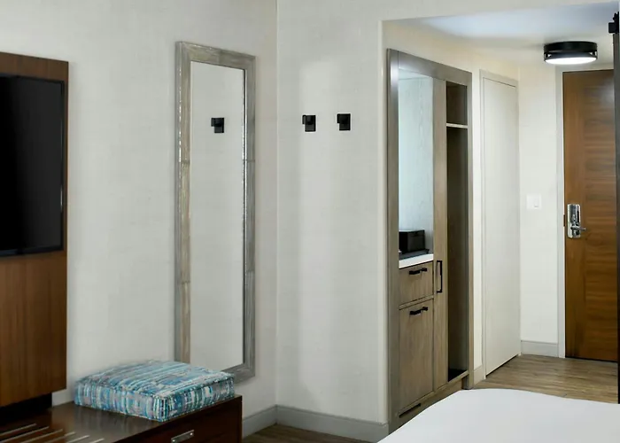 The Del Monte Lodge Renaissance Rochester Hotel & Spa