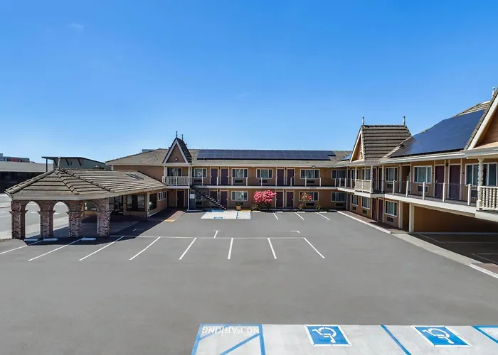 Ramada Bayside Inn&Suites Eureka