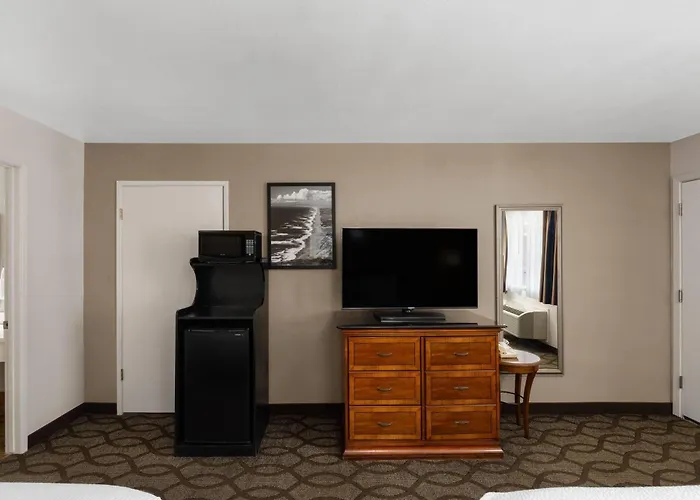 Ramada Bayside Inn&Suites Eureka
