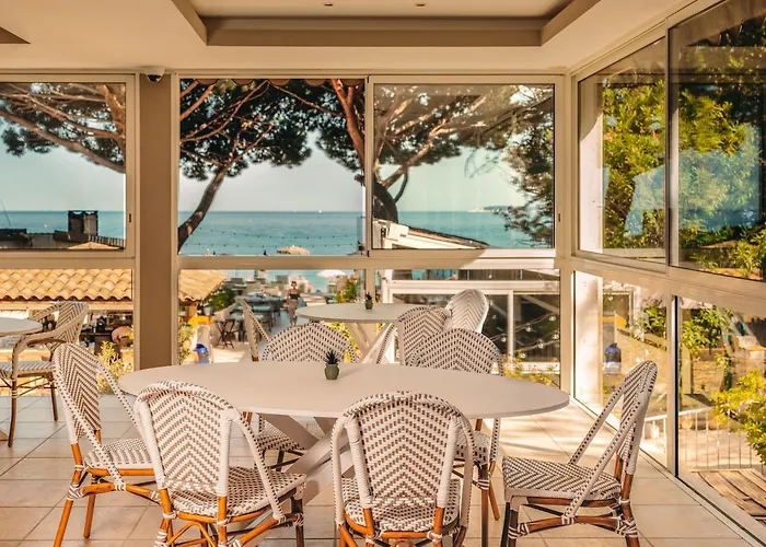 Hotel De La Plage