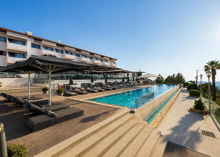 Droushia Heights Hotel