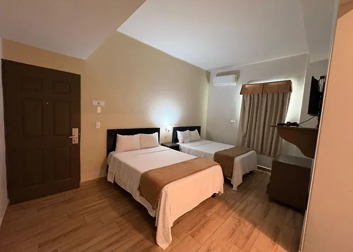 Hotel Plaza Del Arco Express