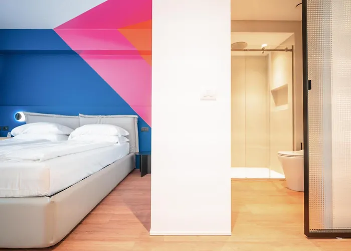 Hoody Active & Happiness Hotel