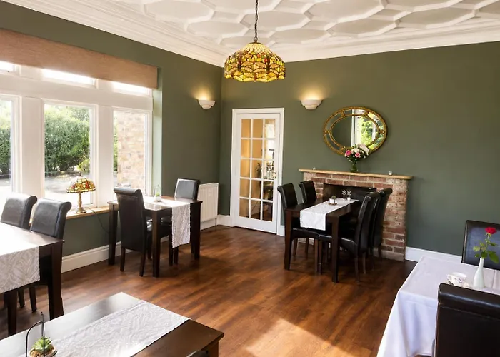Heath Cottage Hotel