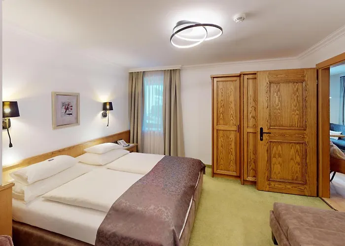 Hotel-Garni Jakober - B&B Und Appartements